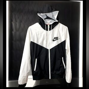 Nike Classic THE WINDRUNNER 1st Hoodie Jacket Raglan Sleeves Logo Zipper🔥Medium